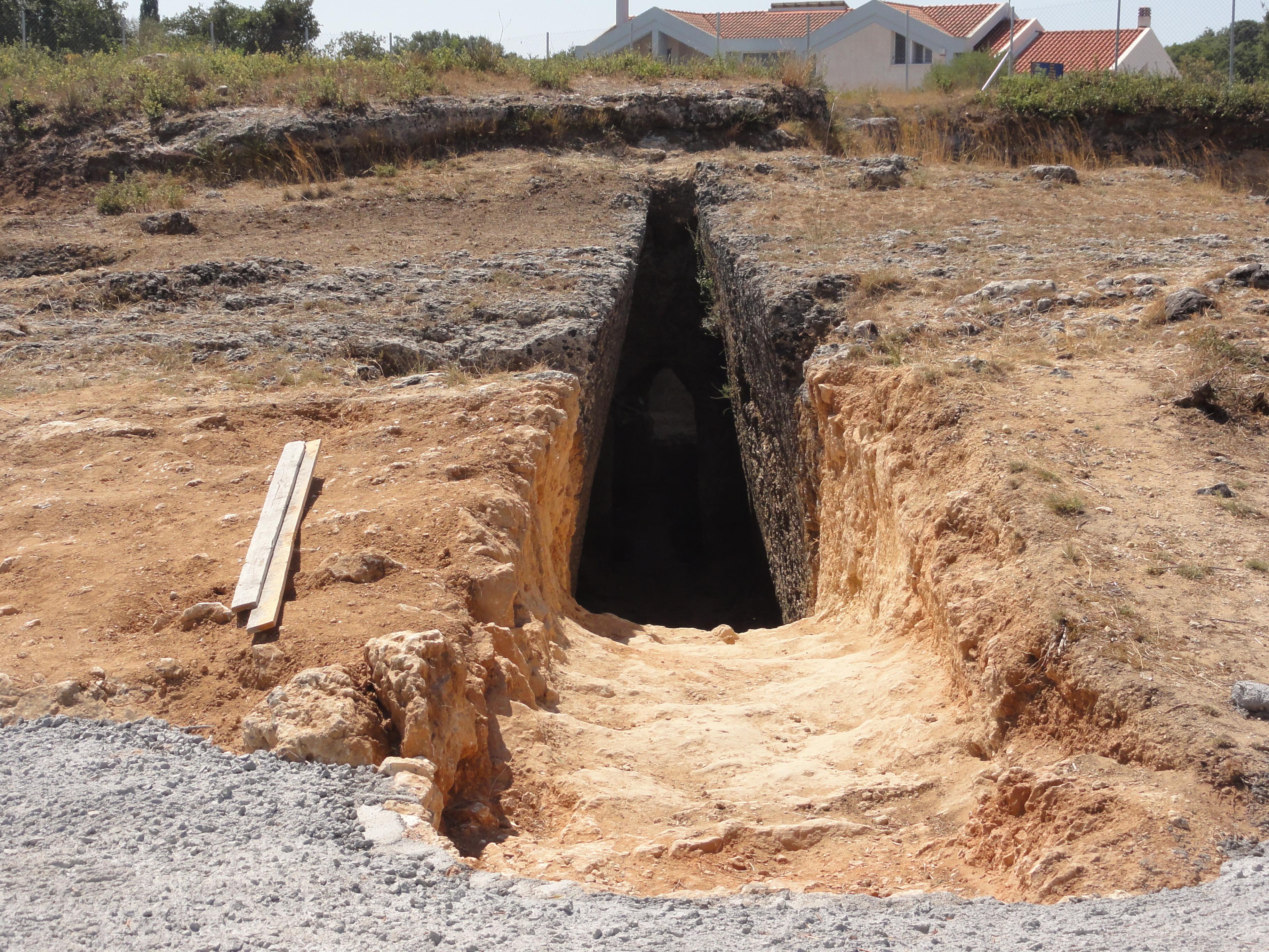 Μυκηναϊκό Νεκροταφείο Μαζαρακάτων