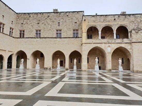 Παλάτι του Μεγάλου Μαγίστρου των Ιπποτών της Ρόδου